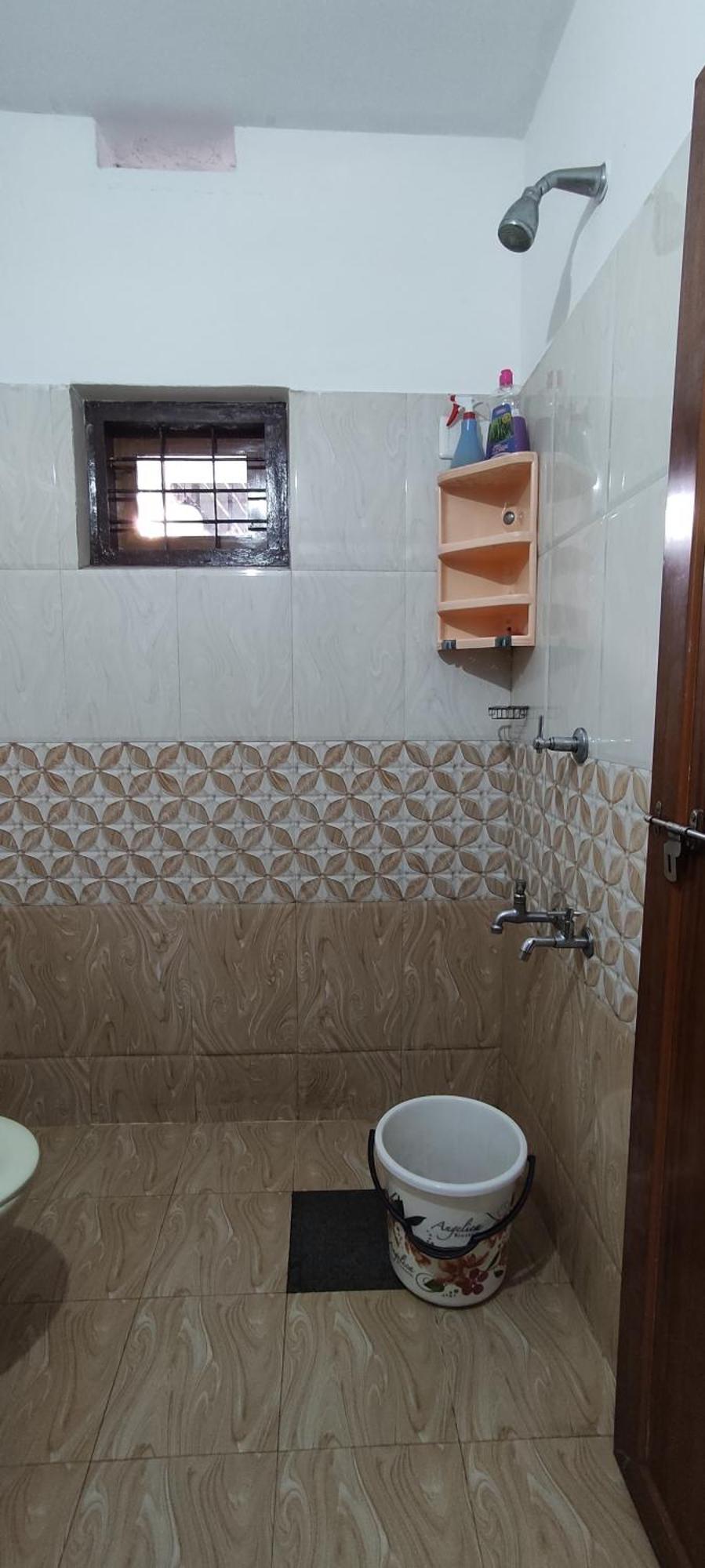 Koonamparayil Home Stay Munnar Anaviratty-Family Only Exterior photo
